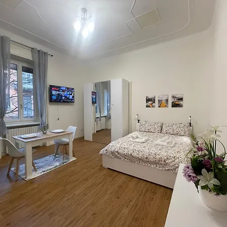 Apartamento Bg Lord Con Parcheggio - Vista Citta Alta Bérgamo
